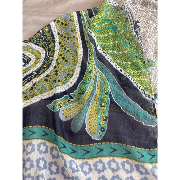 Colorful Paisley & Floral Lightweight Scarf/Shawl With Fringe Edges - Picture 4 of 9